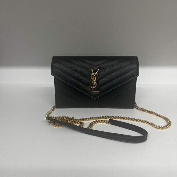Saint Laurent - Cassandre Envelope Chain Wallet in Grain De Poudre Leather - Picture 1 of 2